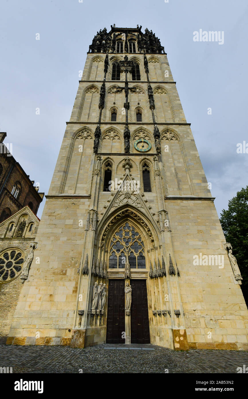 Liebfrauen-Überwasserkirche, Überwasserkirchplatz, Münster, Nordrhein-Westfalen, Deutschland Foto Stock