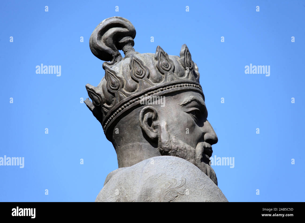 Amir Timur seduto sul trono a Samarcanda in Uzbekistan Foto Stock