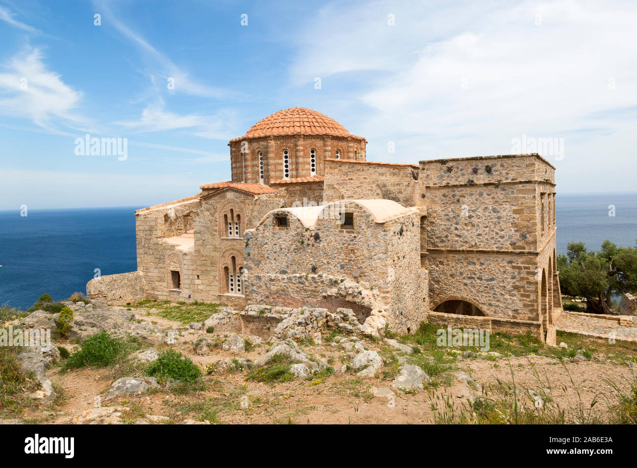 Bizantina, chiesa ortodossa di Hagia Sophia sulla sommità della collina di Monemvasia, Grecia. Foto Stock