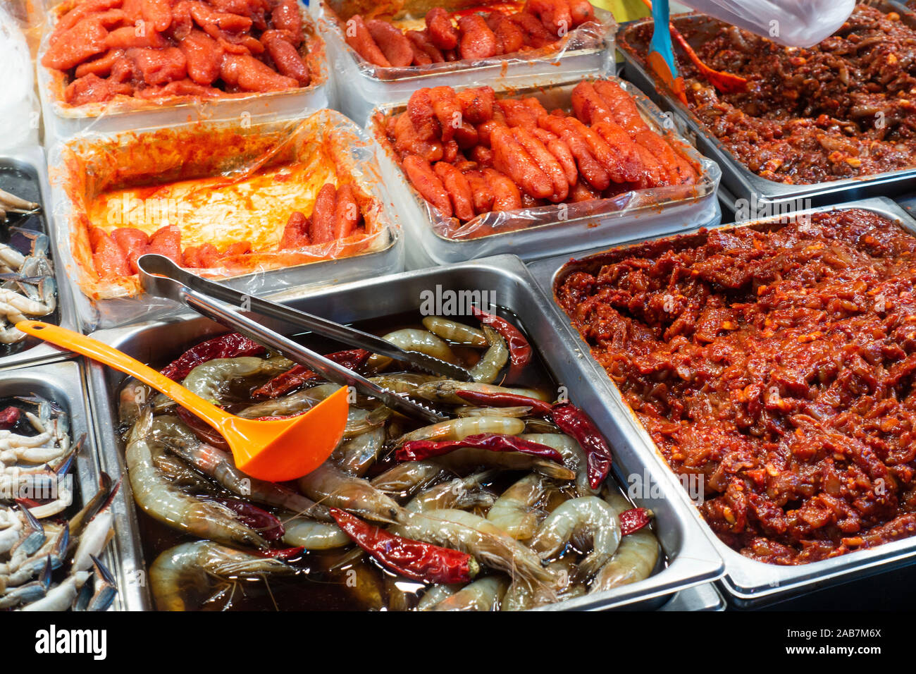 Seoul, Corea del Sud - Novembre 2019 - Mercato alimentare Gwangjang Foto Stock