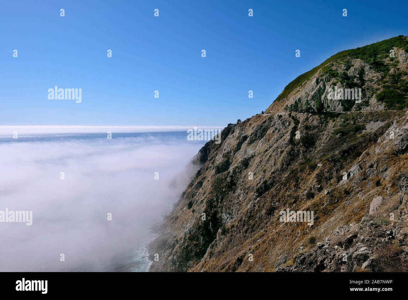 California state Route 1, autostrada 1, strada costiera lungo l'Oceano Pacifico, California, Stati Uniti Foto Stock