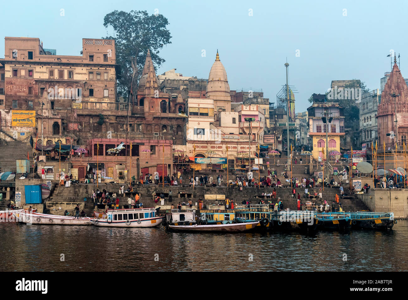 Dashashwamedh Ghat Varanasi, Uttar Pradesh, India, Asia Foto Stock