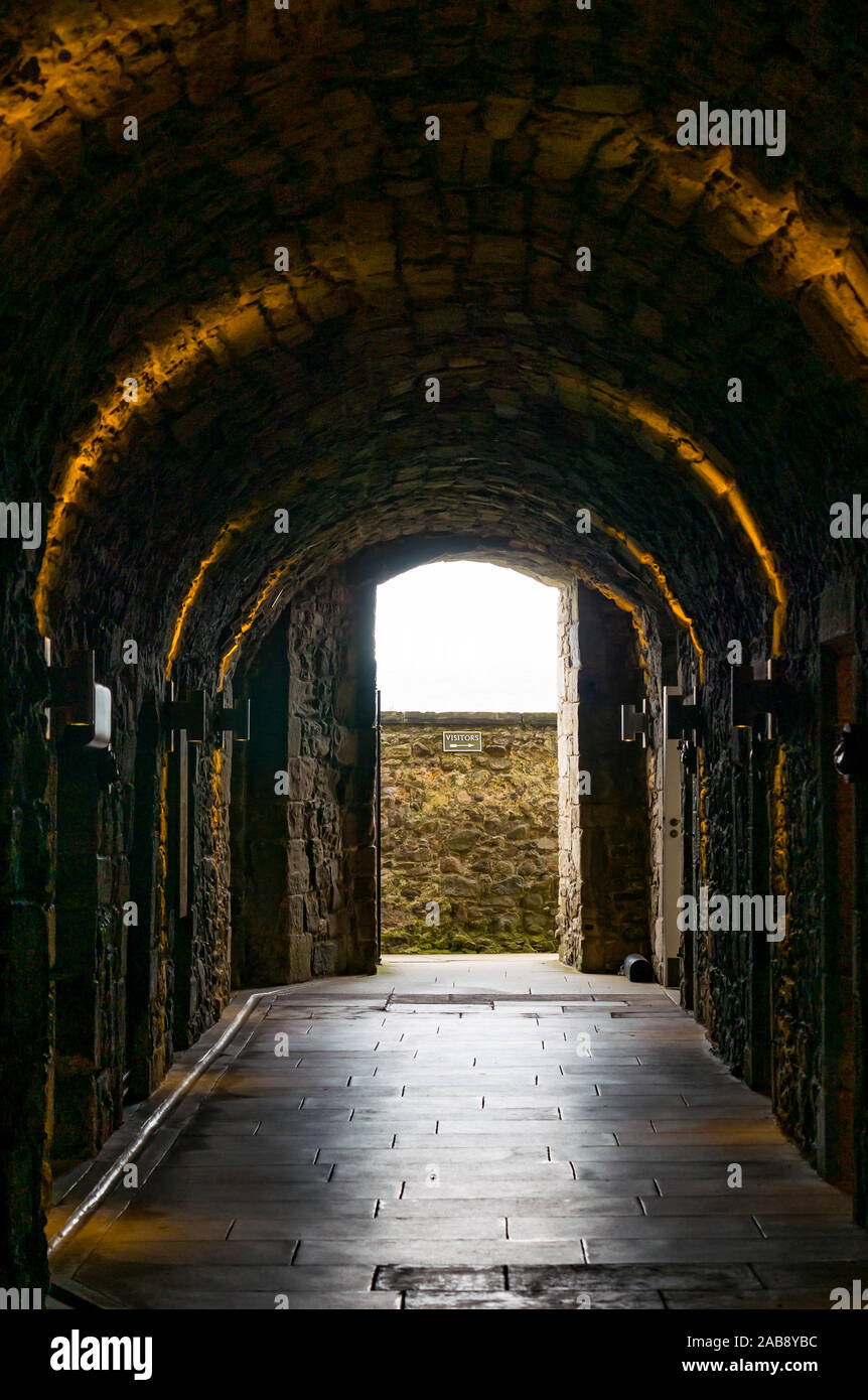 Dungeon tunnel che conduce al Signore il belvedere e il Castello di Stirling, Scozia, Regno Unito Foto Stock