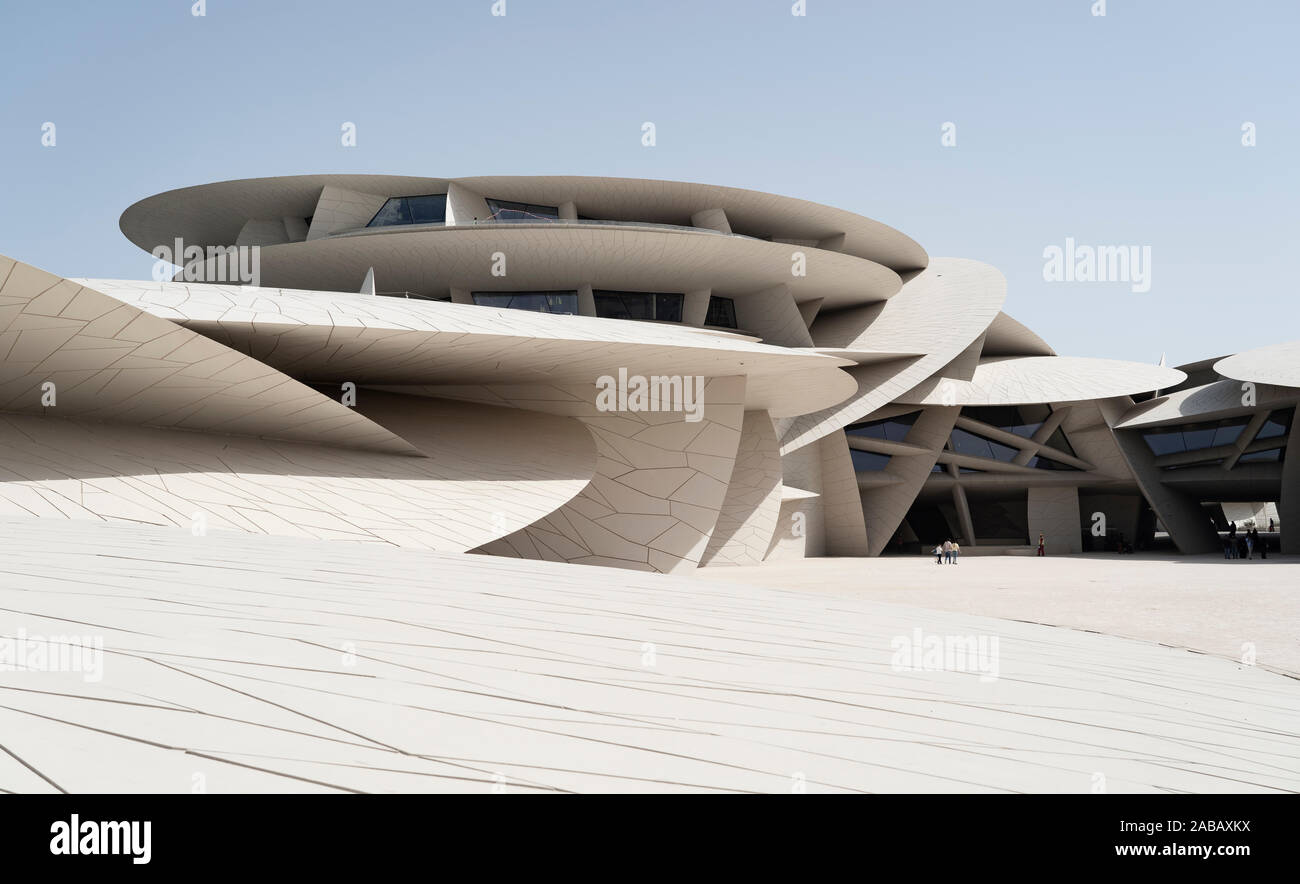 Vista del nuovo Museo Nazionale del Qatar a Doha , Qatar. Architetto Jean Nouvel. Foto Stock