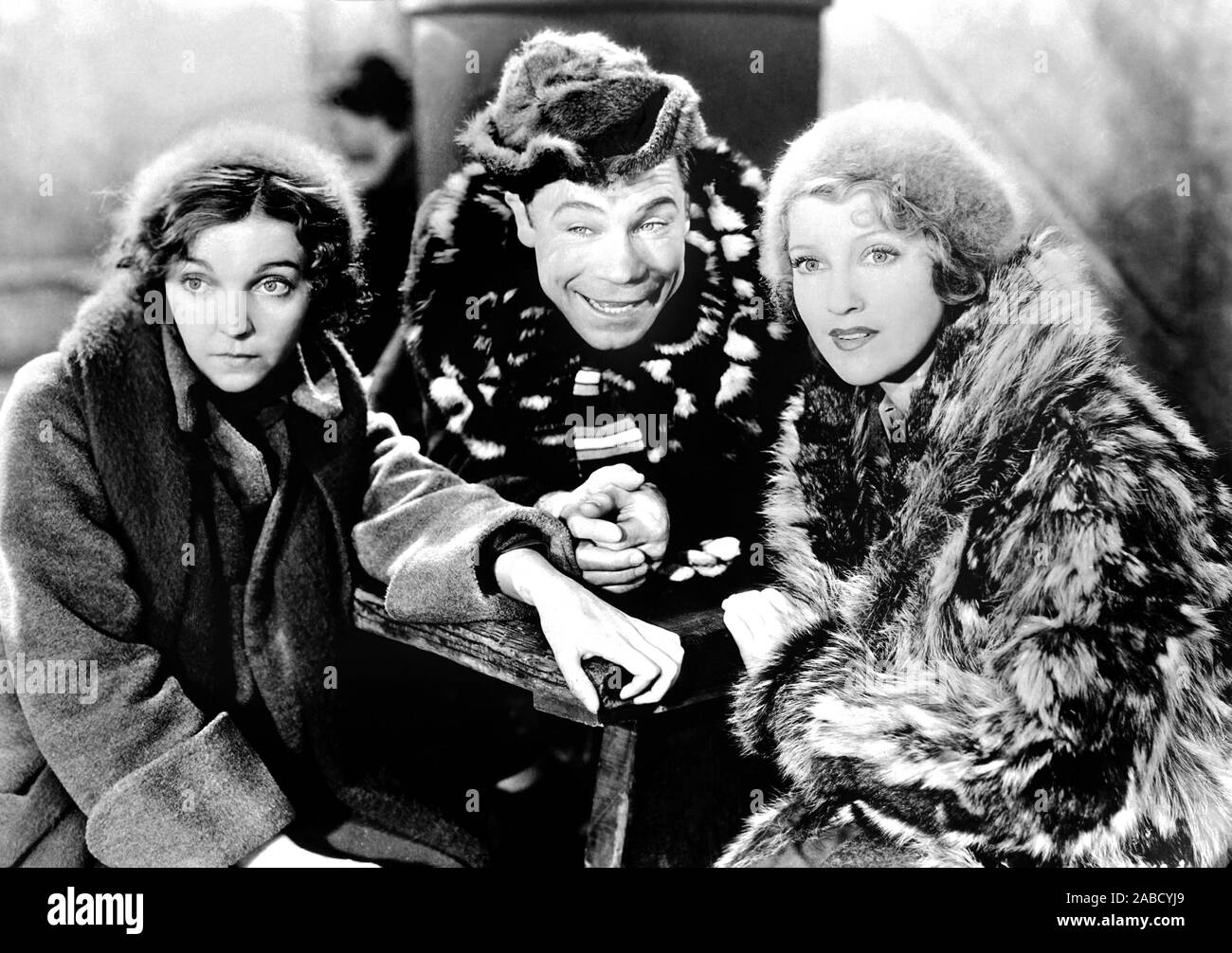 La lotteria sposa, da sinistra, ZaSu Pitts, Joe E. Brown, Jeanette MacDonald, 1930 Foto Stock