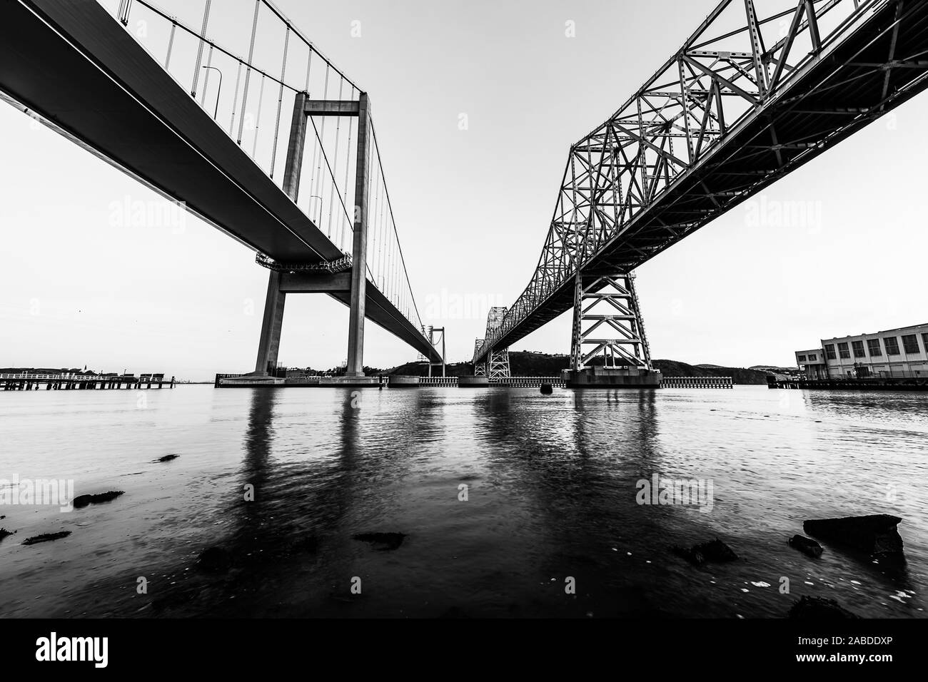 Il Carquinez Bridge all'alba Foto Stock