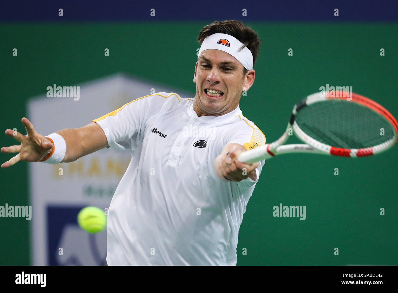 British giocatore di tennis professionista Cameron Norrie compete contro il russo giocatore di tennis professionista Daniil Medvedev durante il secondo round del 2019 Foto Stock