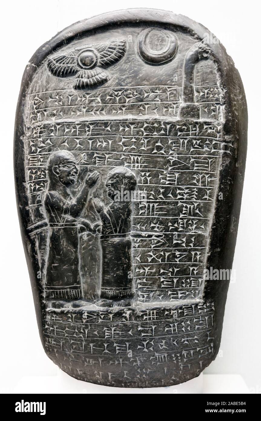 6522. Stele commemorativa (kuduru) dal Tempio di Marduk a Babilonia dating c. 9-8Th. C. BC. Iscrizione cuneiforme onori Adad-edir un funzionario del tempio. Foto Stock