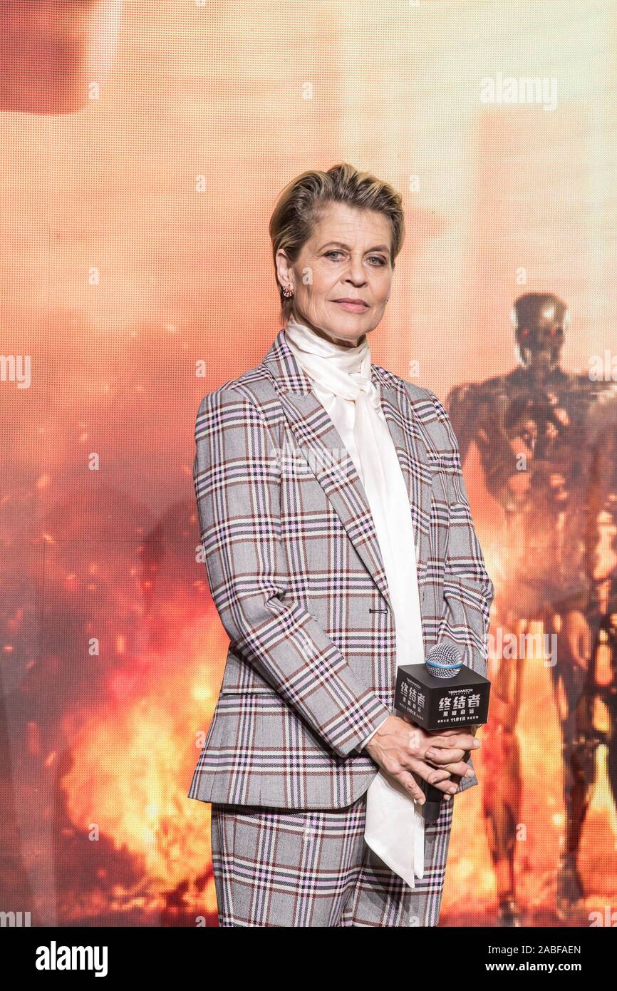 L'attrice americana Linda Hamilton assiste la conferenza di rilascio per 'Terminator: Dark destino" a Pechino in Cina, 23 ottobre 2019. Foto Stock