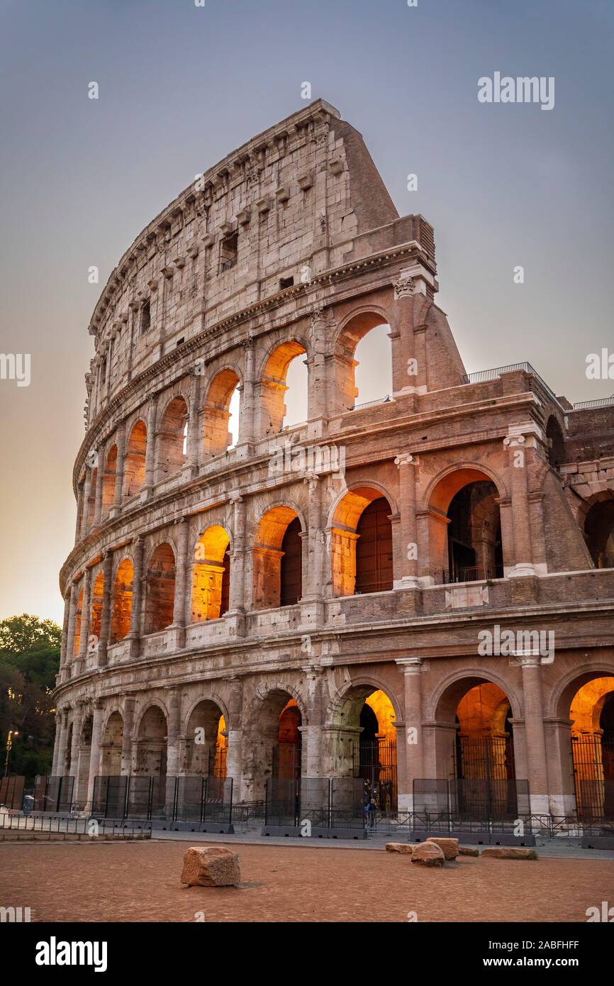 Colosseo romano, Roma, Italia Foto Stock