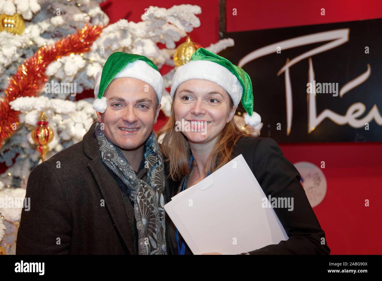 Parigi, Francia. 20 novembre 2019. Laurent Amar & Karine Vauloup partecipa al lancio del "Peres Noel Verts" di Secours Populaire Francais a Parigi, in Francia Foto Stock