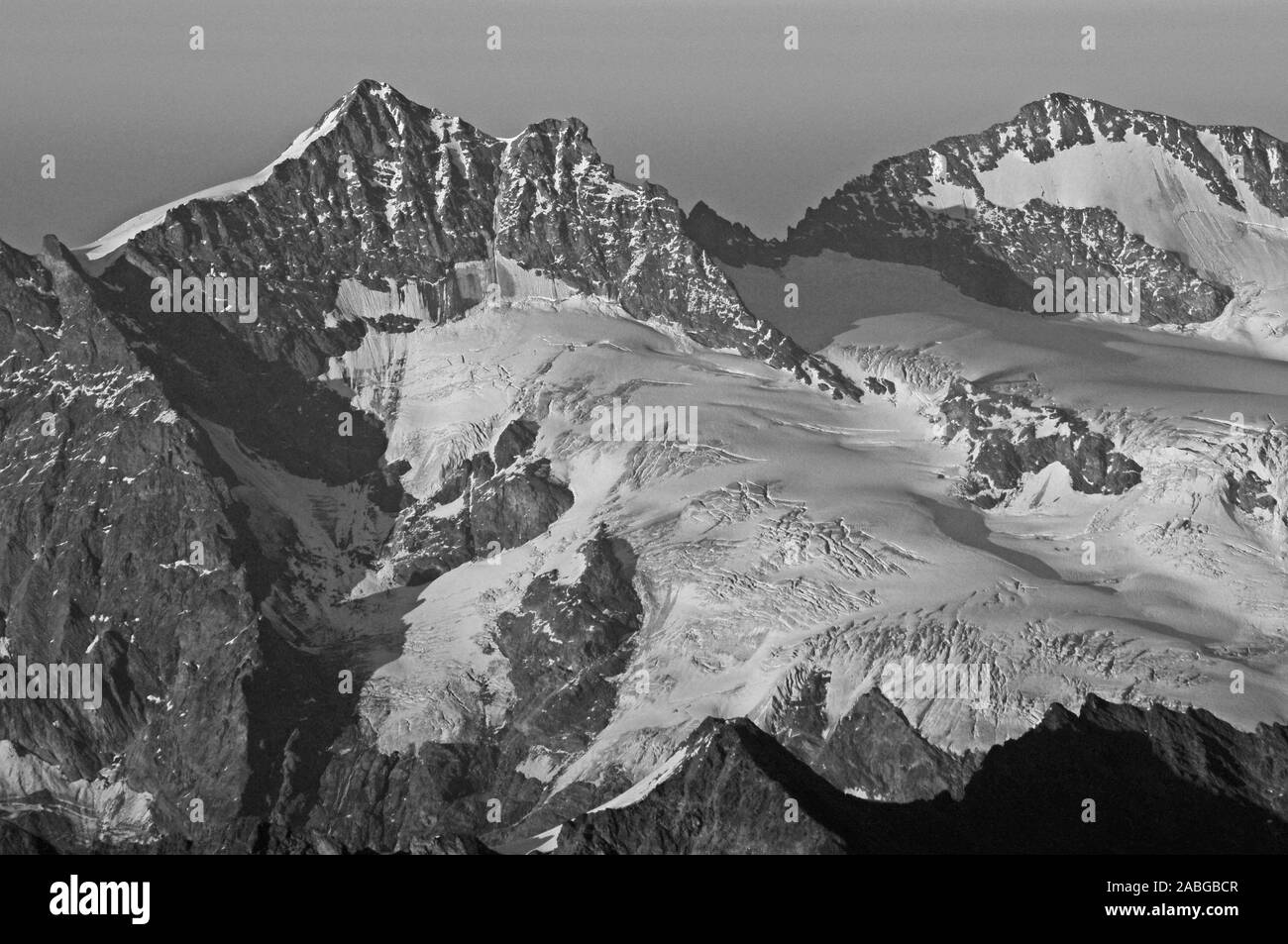 Mönchshut mountain vista panoramica alla fusione dei ghiacciai e permafrost dovute al cambiamento climatico globale Foto Stock