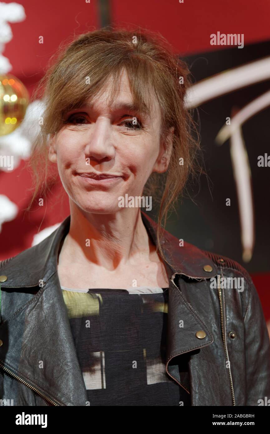 Parigi, Francia. 20 novembre 2019. Virginie Lemoine partecipa al lancio del "Peres Noel Verts" di Secours Populaire Francais a Parigi, in Francia Foto Stock