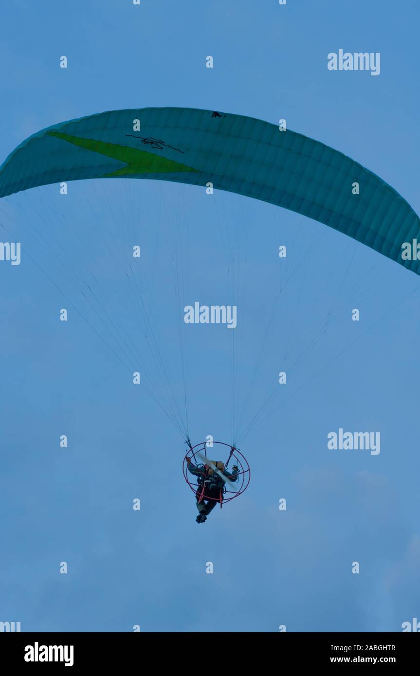 Parapendio motorizzato Foto Stock