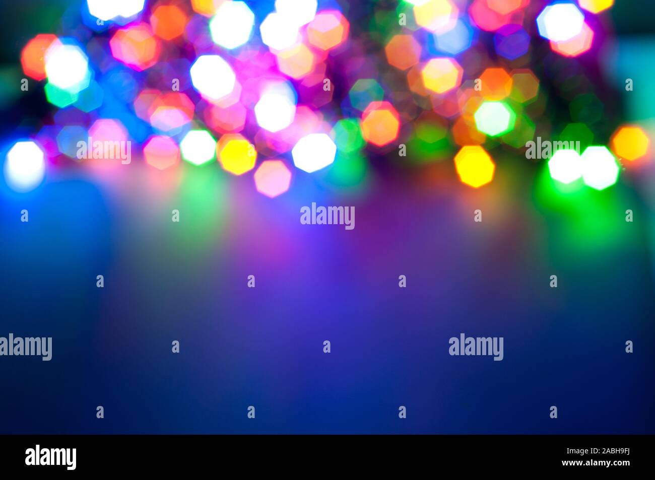 Blur, stagione, giallo sfocato, sfondo, colore astratto, natale, luce, bokeh, luminoso, focus, design, fata, cerchi, lucentezza, incandescente, defocalizzata, Foto Stock