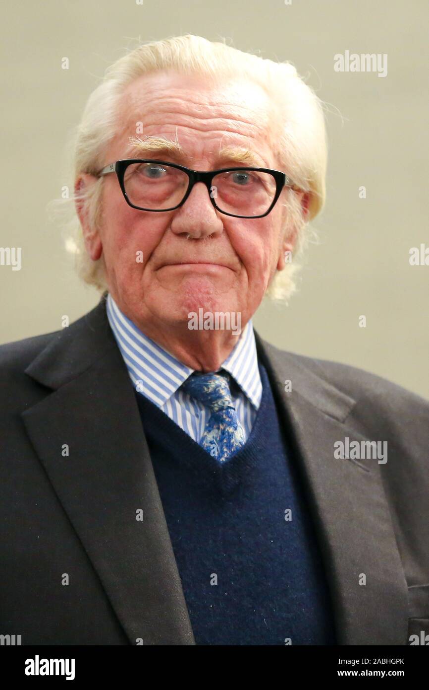 Londra, UK 27 Nov 2019 - conservatore ex vice primo ministro, signore Michael Heseltine, parla in De Vere Grand Connaught Rooms, Holborn, Londra centrale, al partito attivista e i membri dei media circa Brexit e la prossima elezione generale. Signore Michael Heseltine, supporta il gruppo del Partito europeo dei liberali democratici candidati, Sam e Gyimah Chuka Umunna che sono in piedi contro il partito conservatore su anti-Brexit manifesti. Credito: Dinendra Haria/Alamy Live News Foto Stock