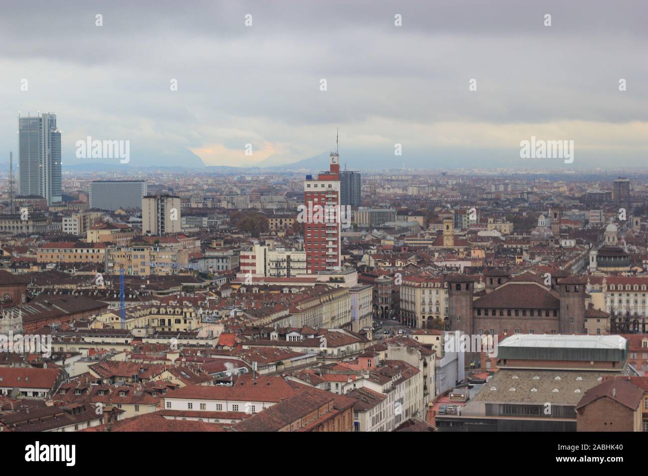 Torre Littoria visto nella skyline di Torino Foto Stock