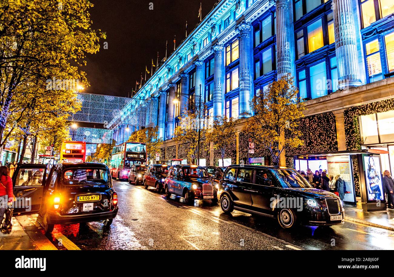 Sefridges Store Oxford Street a Natale 2019 LONDON REGNO UNITO Foto Stock