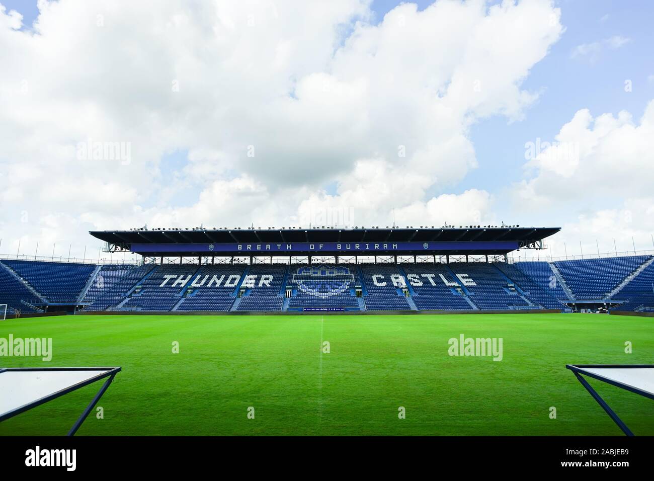 Buriram, Tailandia - 11 Ottobre 2019: Chang Arena o Thunder Castle Stadium di Buriram United Football Club in Buriram provincia,della Thailandia. Foto Stock