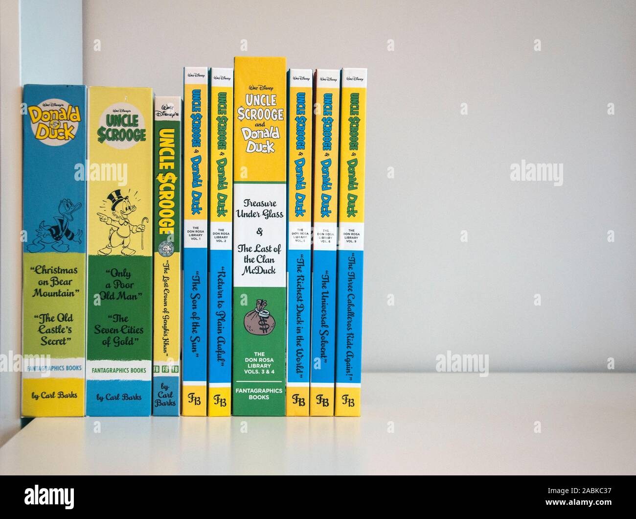 Raccolta di Don Rosa e Carl Barks comic opere su Uncle Scrooge McDuck e Donald Duck Foto Stock