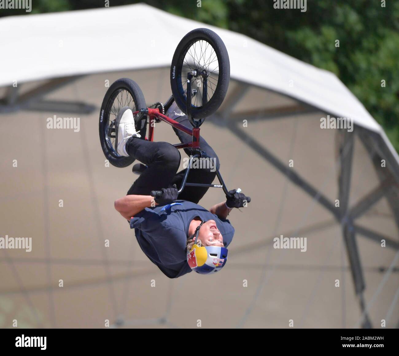 Mescolanza di Monaco di Baviera in Monaco di Baviera Olympic Park. BMX CONTEST Linea Lago Semi Finale: Paolo Thölen [traduzione automatizzata] Foto Stock