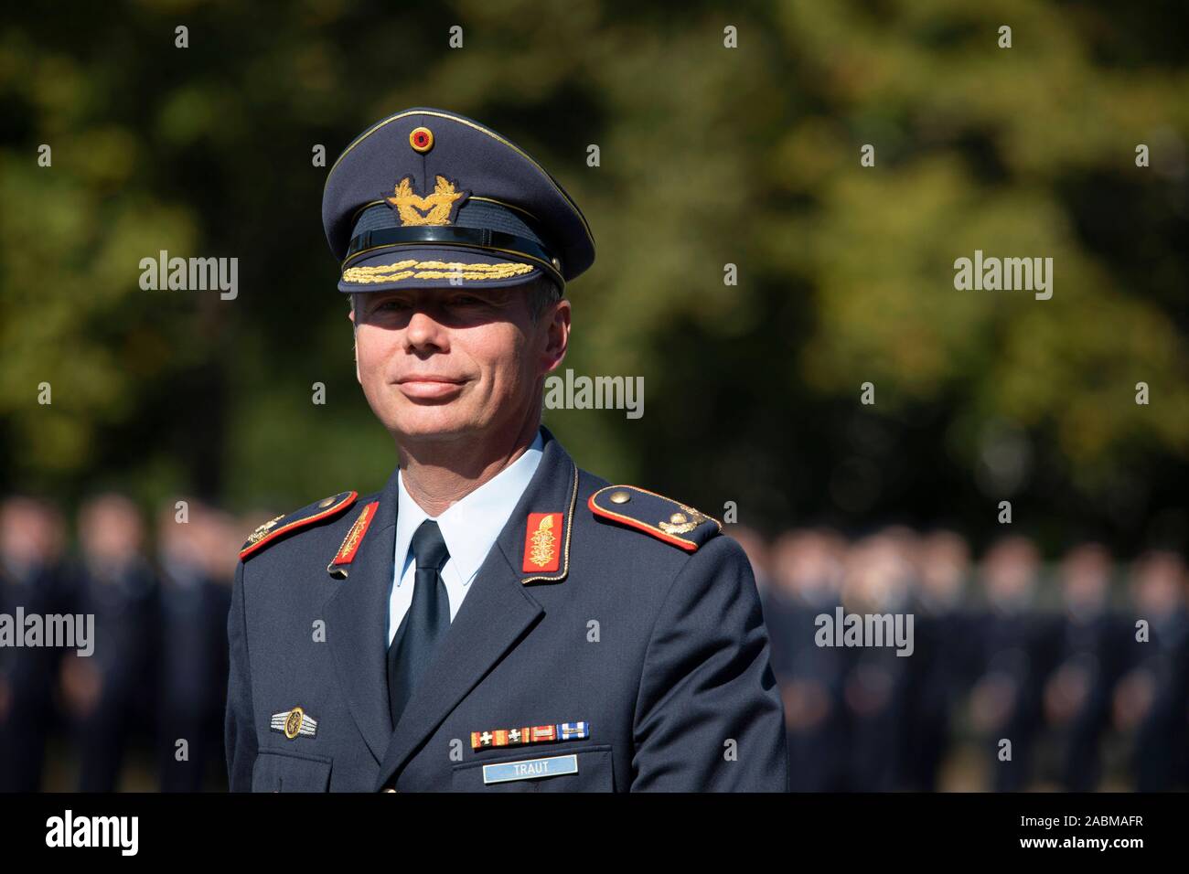 Il brigadiere generale Michael Traut, Comandante della Air Force Officer' School in Fürstenfeldbruck, in occasione della finale del rotolo di chiamata degli ufficiali del corso di formazione. [Traduzione automatizzata] Foto Stock