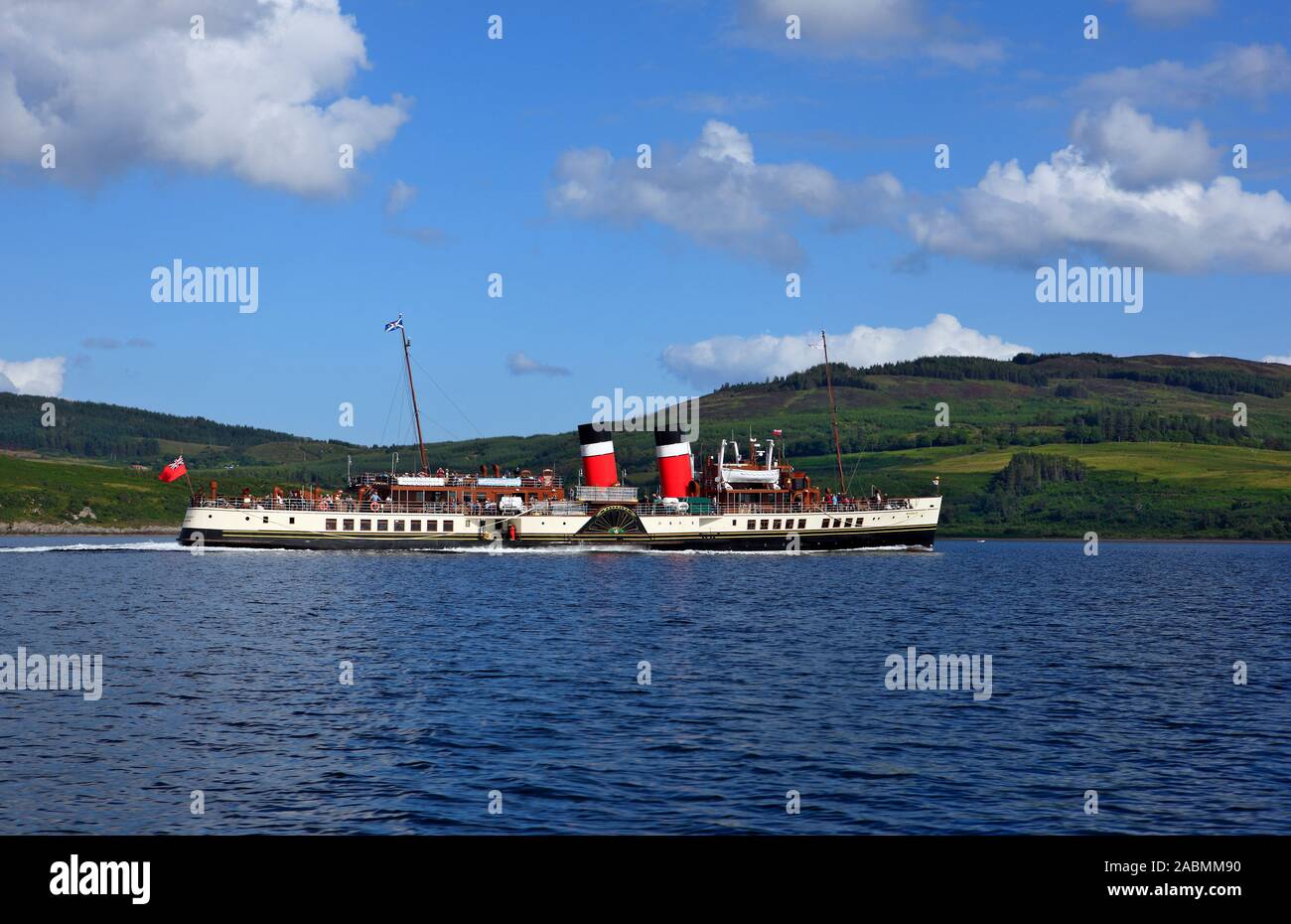 Il Waverley battello a vapore sul Loch Fyne vicino a Tarbet in Scozia Foto Stock