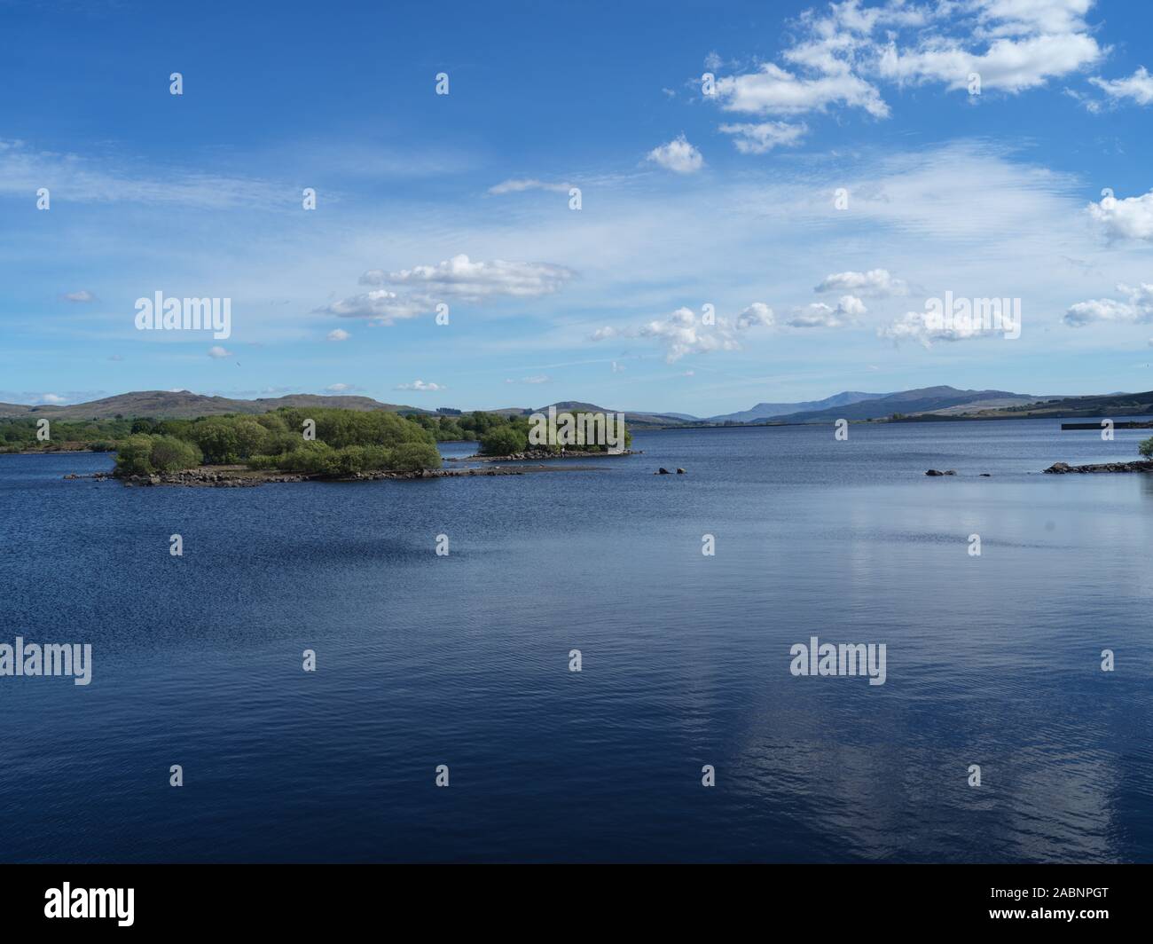 Una vista su Llyn Trawsfynydd Foto Stock