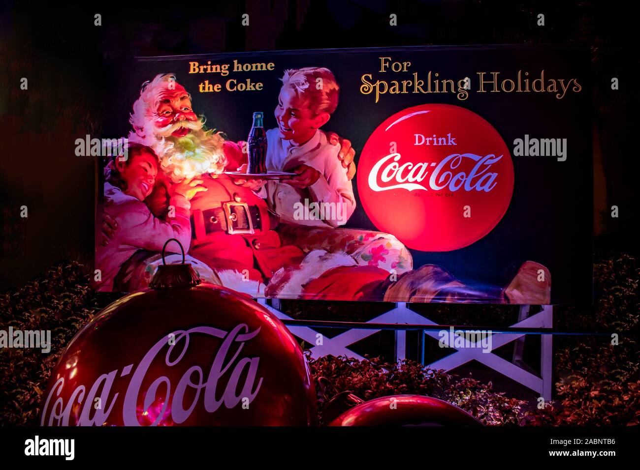 Coca cola poster vintage immagini e fotografie stock ad alta risoluzione -  Alamy