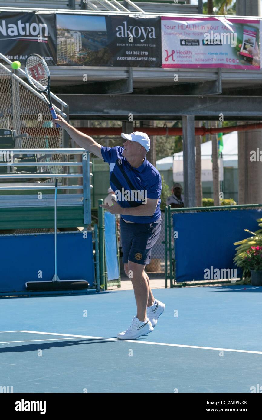 Luke Jensen giocando nel Chris Evert Pro-Celebrity il torneo di tennis di Novembre 23 2019 al Delray Beach Tennis Center, Delray Beach Florida Foto Stock