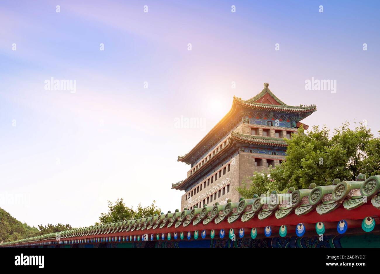 Pechino Zhengyang Jianlou Gate in Qianmen Street nella città di Pechino, Cina. Foto Stock