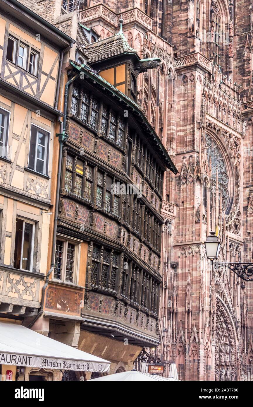 La cattedrale di Notre Dame fronte ovest, Strasburgo, Alsazia, Grand Est, Francia Foto Stock