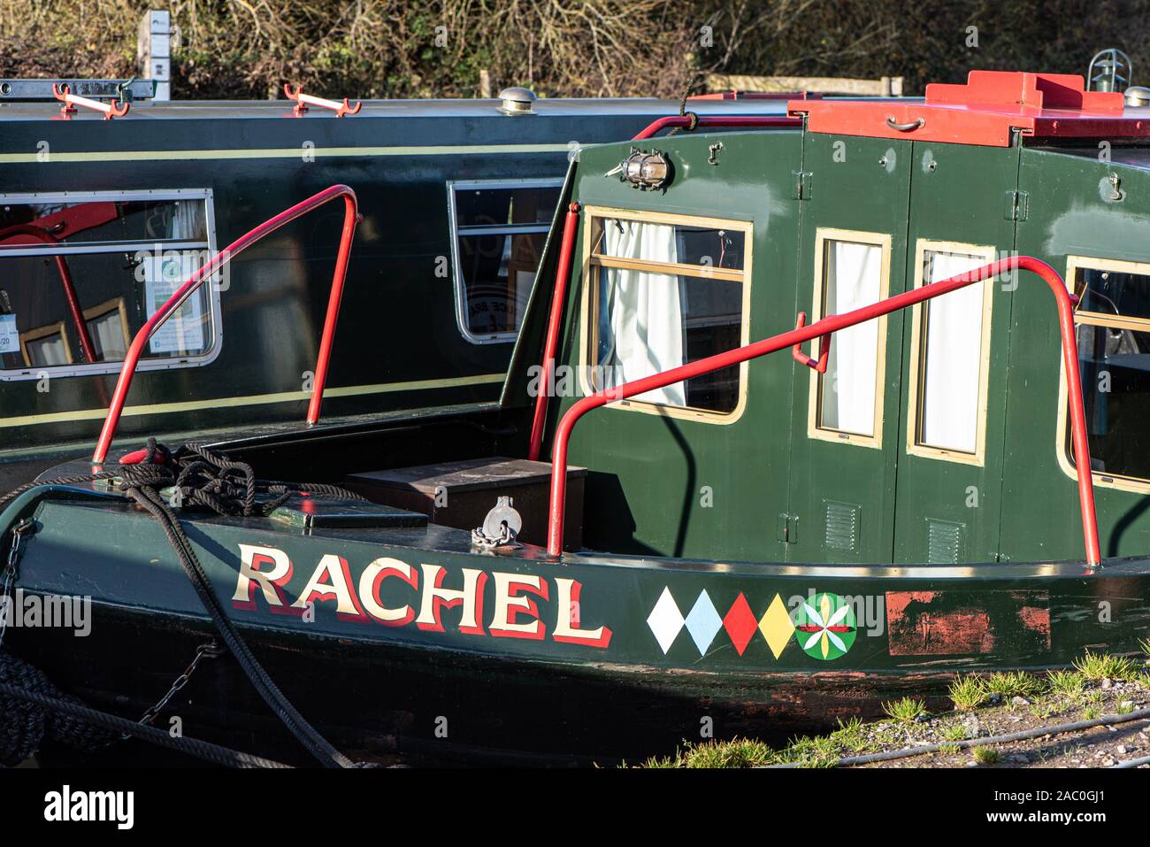 Rachel, chiatta di canale sul canale Kennett e Avon, Great Bedwyn, Wiltshire, Regno Unito Foto Stock