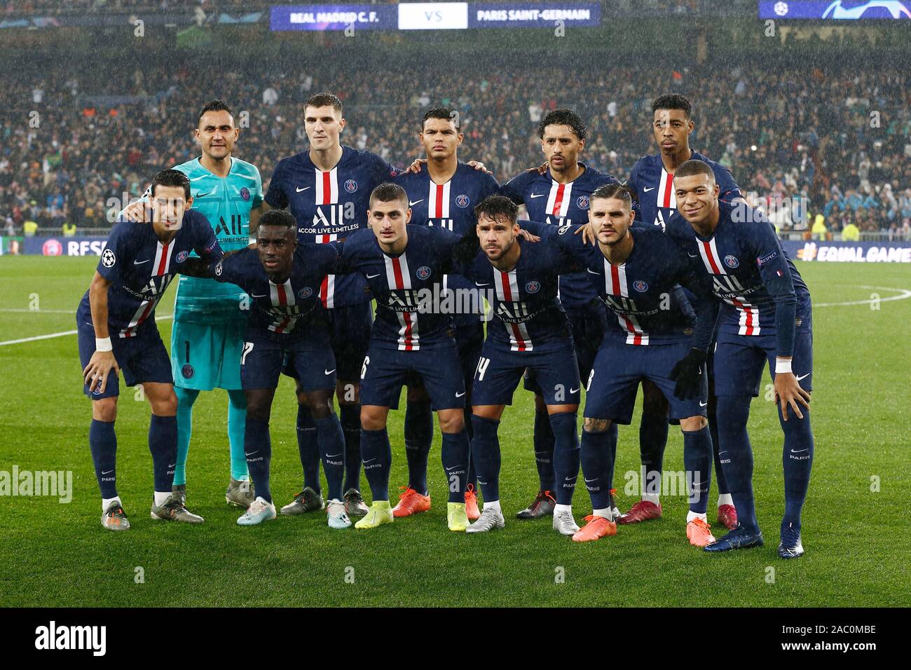 Madrid, Spagna. 26 Nov, 2019. Paris Saint-Germain team group line-up (PSG) Calcio/Calcetto : UEFA Champions League Giornata 5 Gruppo un match tra il Real Madrid CF 2-2 Paris Saint-Germain al Santiago Bernabeu di Madrid in Spagna . Credito: Mutsu Kawamori/AFLO/Alamy Live News Foto Stock