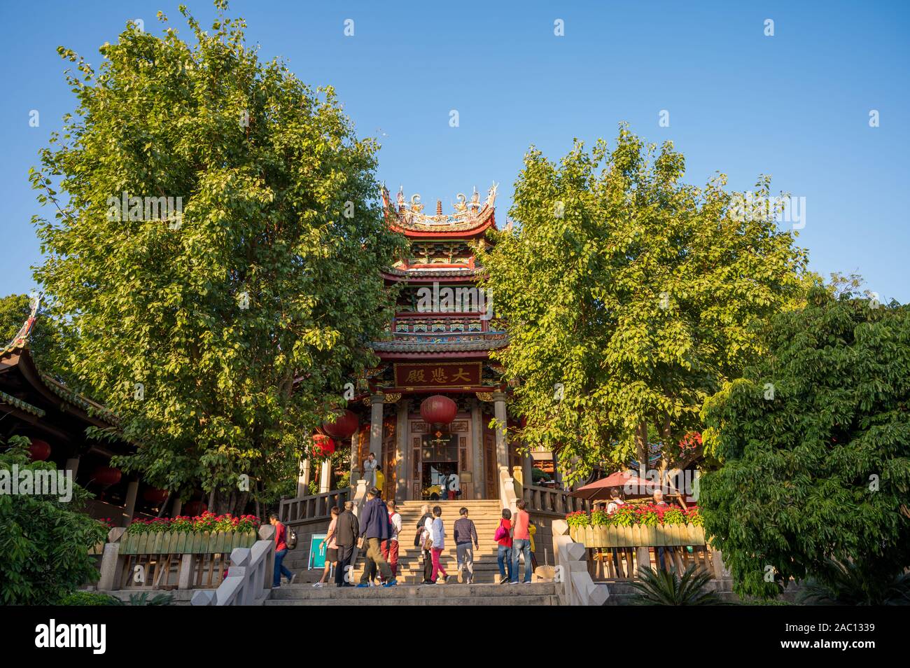 Stagno a Nanputuo tempio buddista a Xiamen, Cina Foto Stock