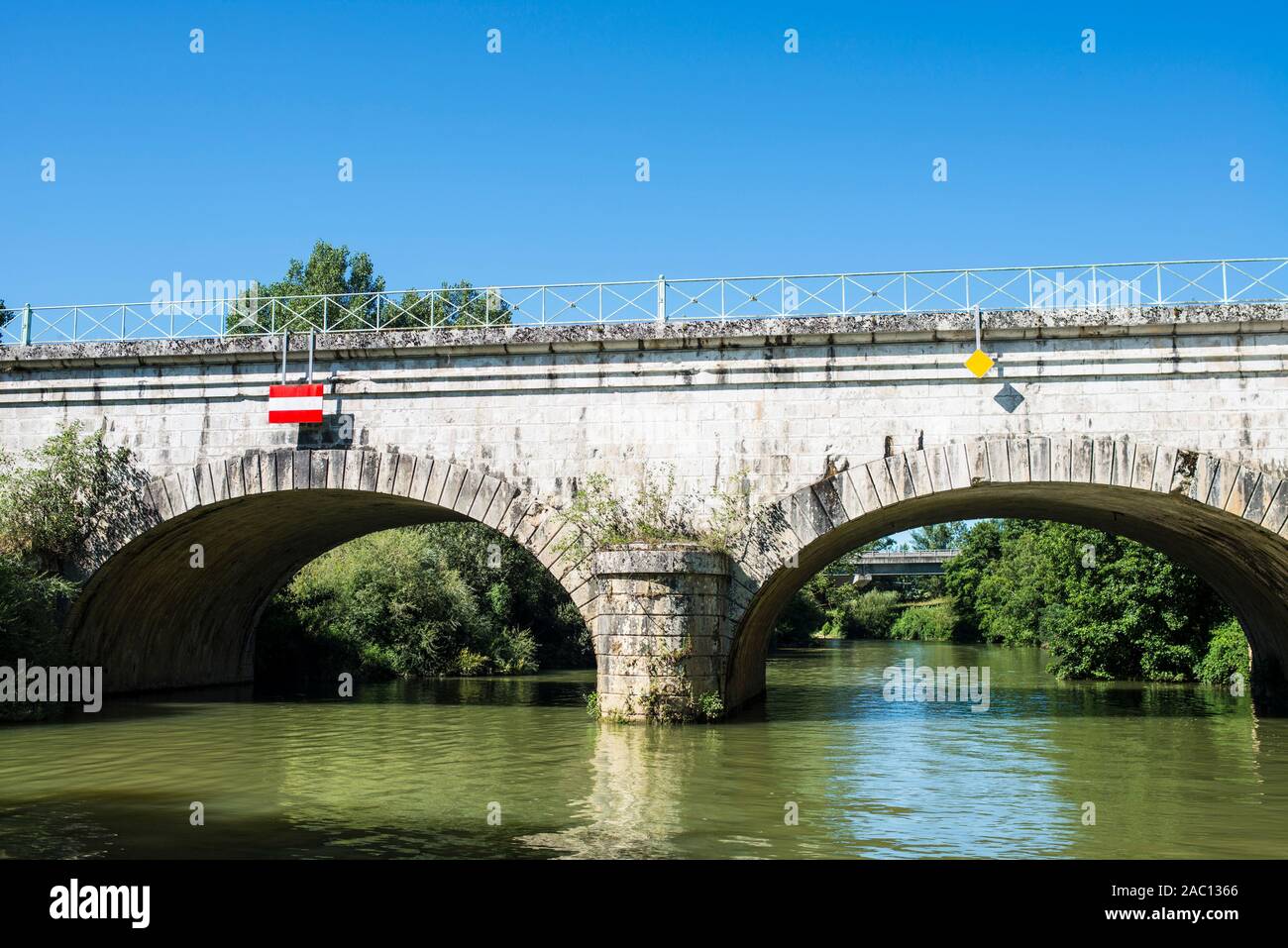 Ponte sul Fiume Baise, Francia Foto Stock