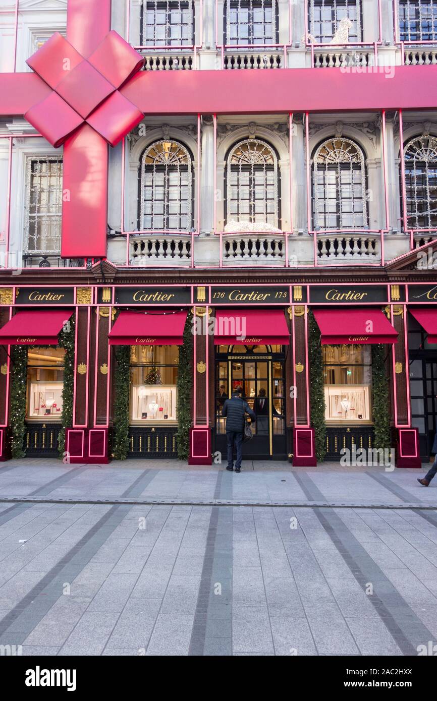 Il Cartier flagship store su Old Bond Street, Londra, Inghilterra, Regno Unito Foto Stock