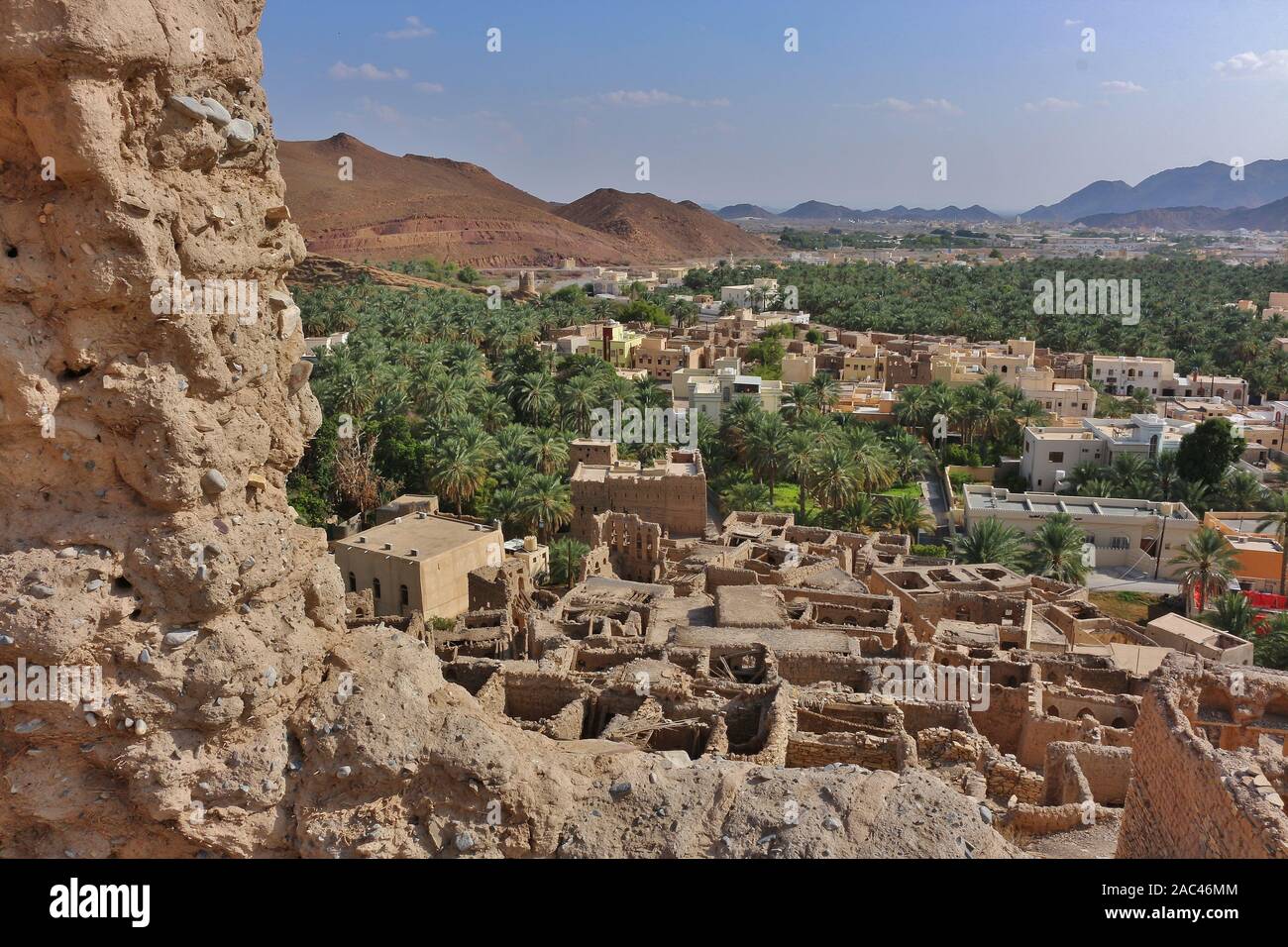 Vista dalle rovine di Birkat Al Mouz Foto Stock