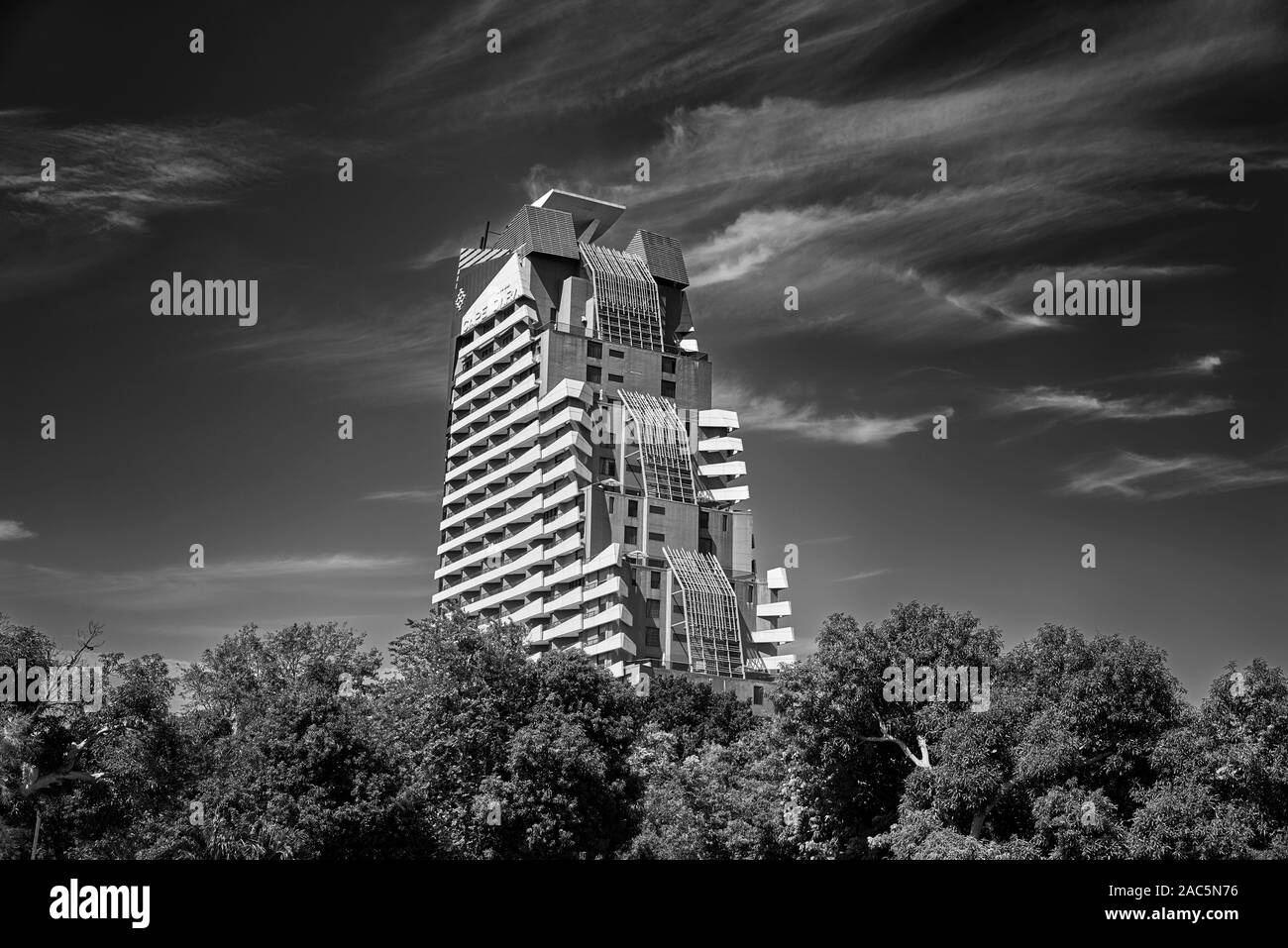 Alto edificio in bianco e nero. Thailandia Sud-est asiatico Foto Stock