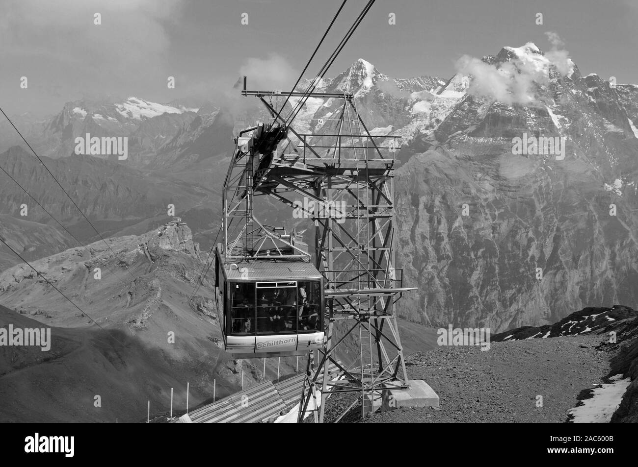 Lo Schilthorn funivia è famoso per il film di James Bond Foto Stock