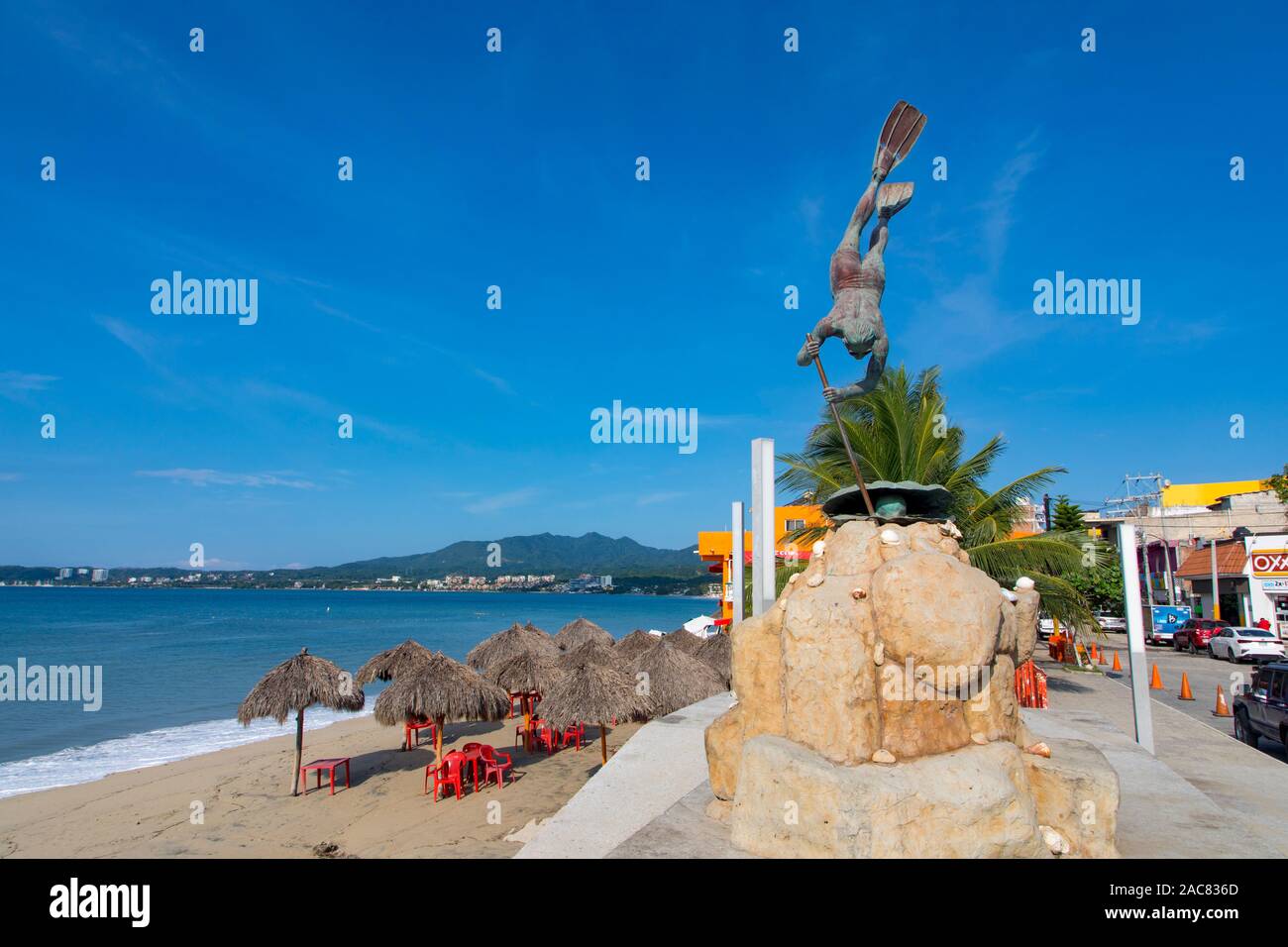 El Buzo, Pearl Diver statua, Bucerias, Banderas Bay, Riviera Nayarit, Nayarit, Messico Foto Stock