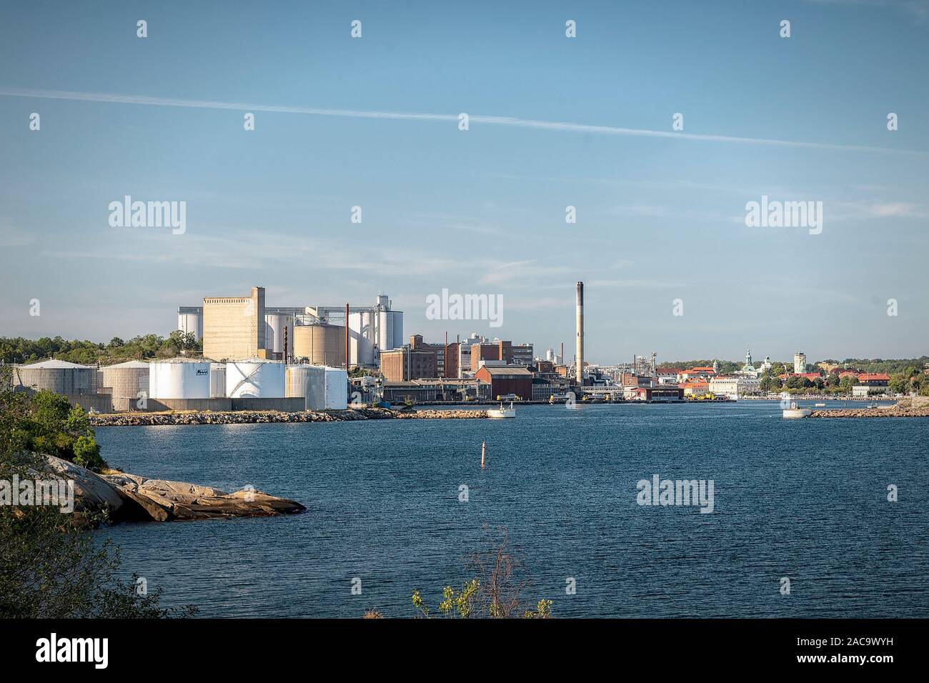 KARLSHAMN, Svezia - 24 agosto 2019: AAK, precedentemente AarhusKarlshamn, è una svedese/azienda danese e produttore di aggiunta di valore degli oli e grassi vegetali. Foto Stock