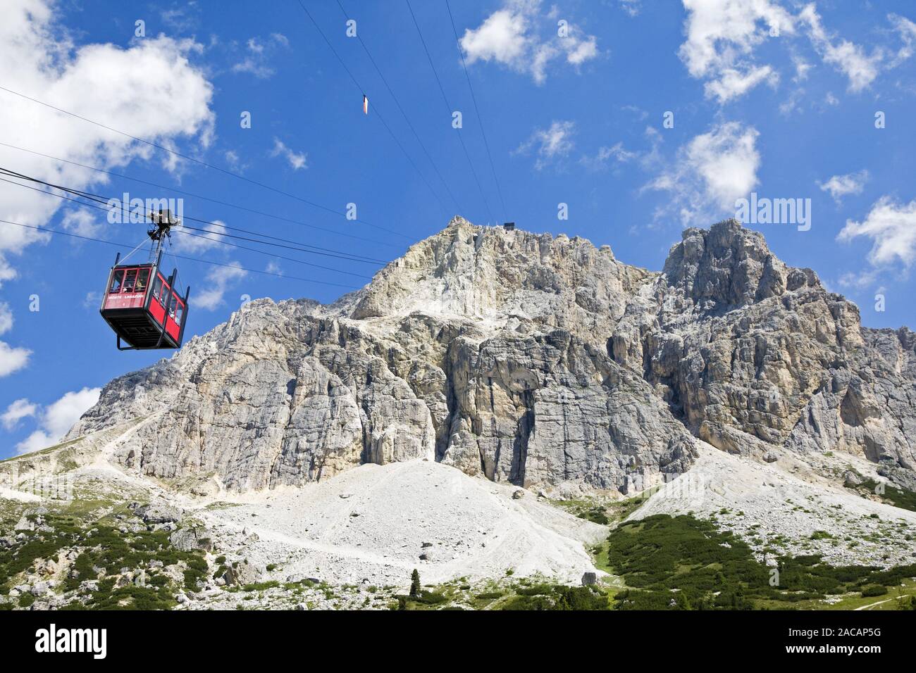 La funivia per il Lagazuoi, Ampezzaner alpi, Dolomiti, Alto Adige, Italia, Europa Foto Stock