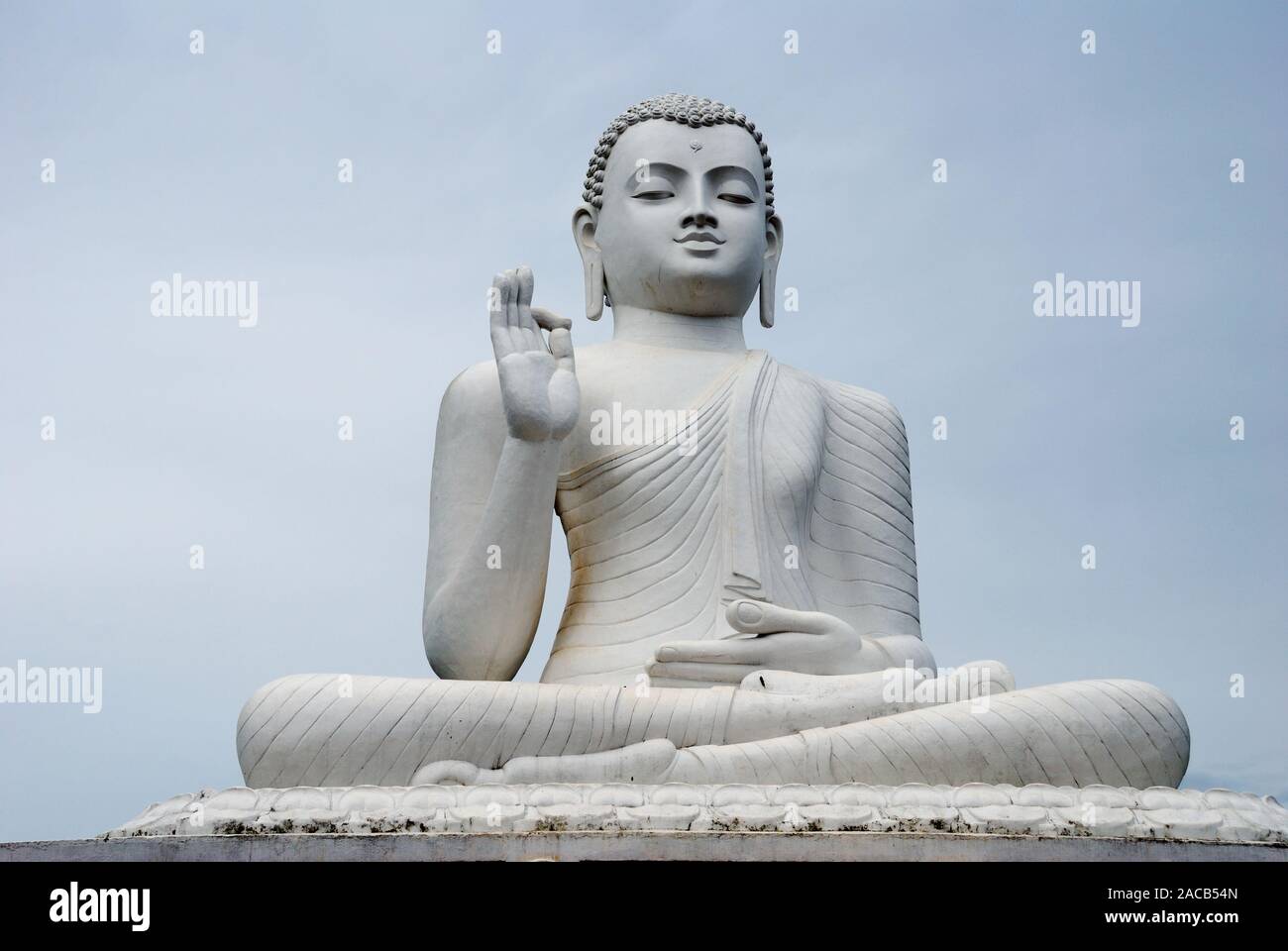 Statua del Buddha, Mihintale, Sri Lanka, Sud Asia Foto Stock