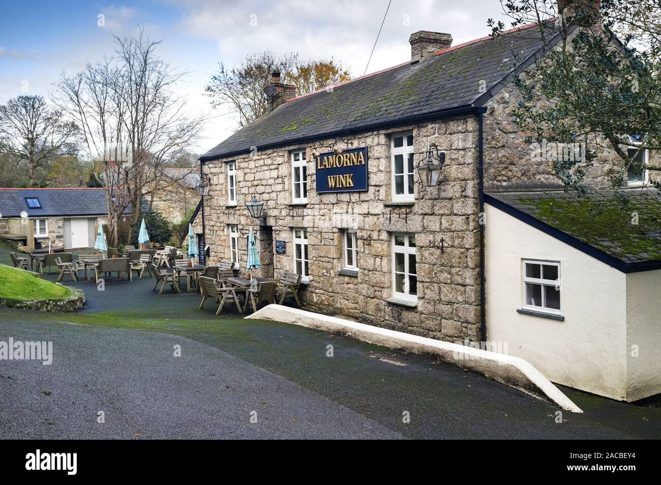 Il Lamorna Wink public house in Lamorna Valley in Cornovaglia. Foto Stock