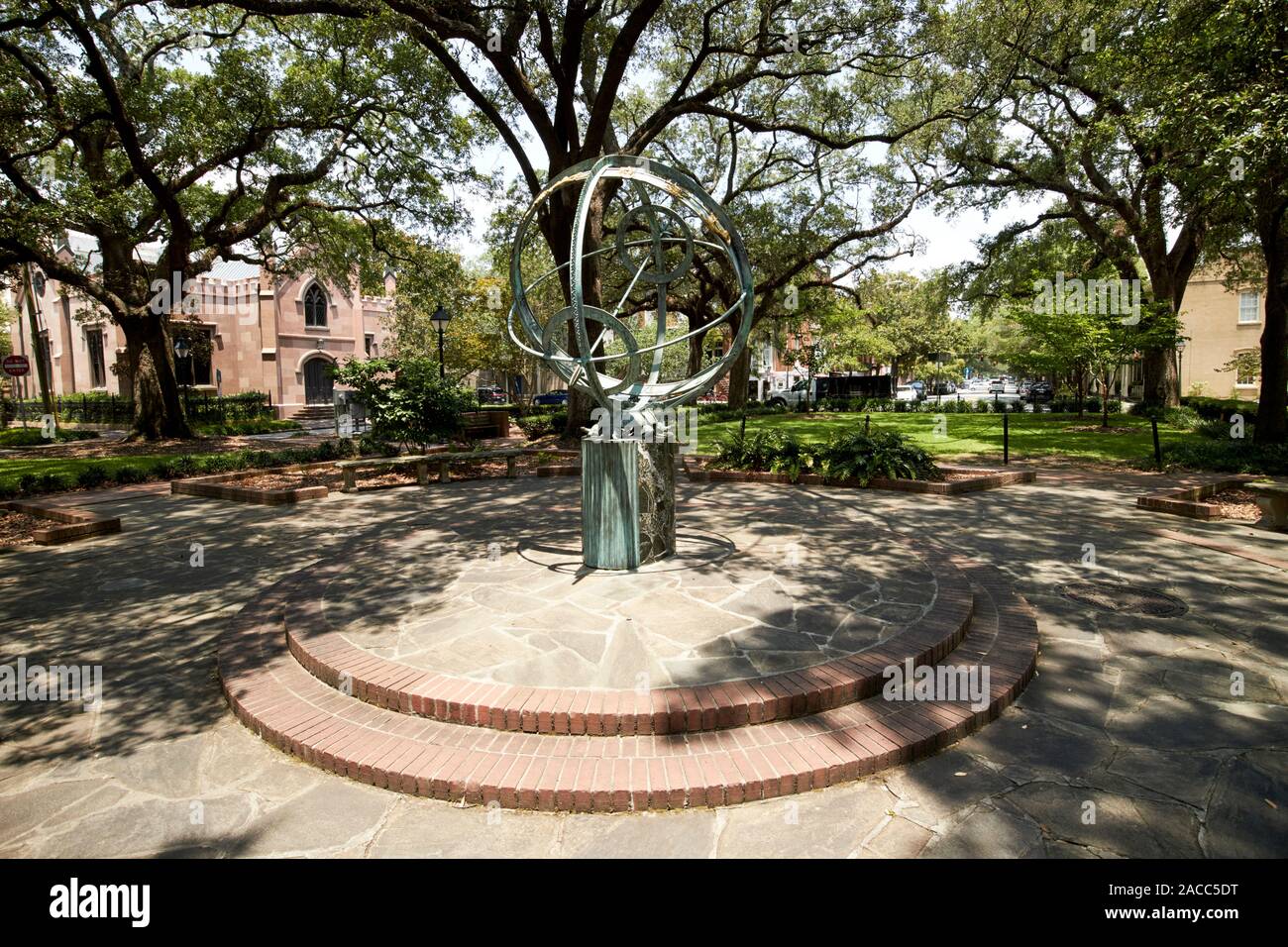 Ferro da stiro sfera armillare in troup square Savannah in Georgia negli Stati Uniti Foto Stock