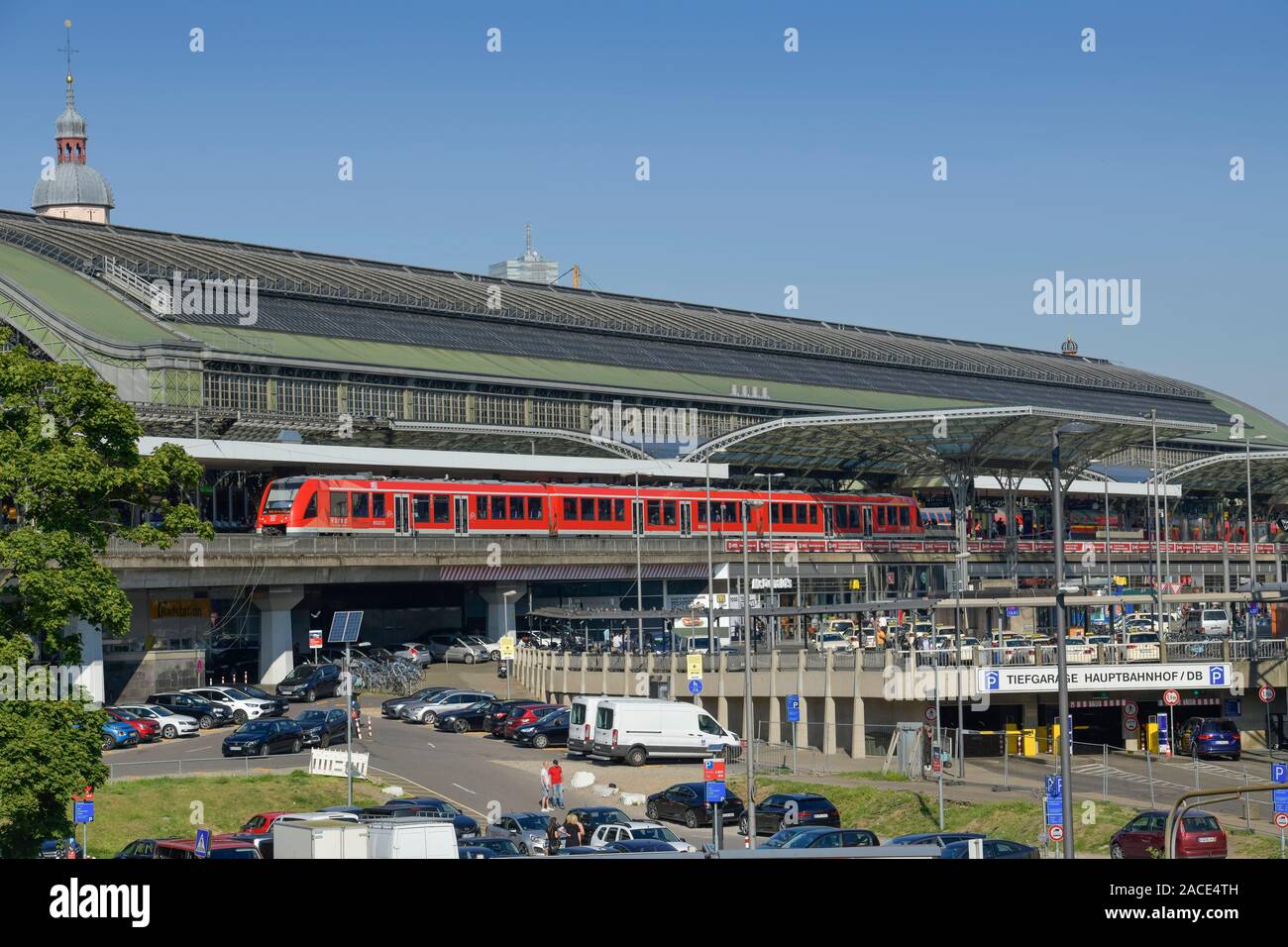 Regionalbahn, Hauptbahnhof, Köln, Nordrhein-Westfalen, Deutschland Foto Stock