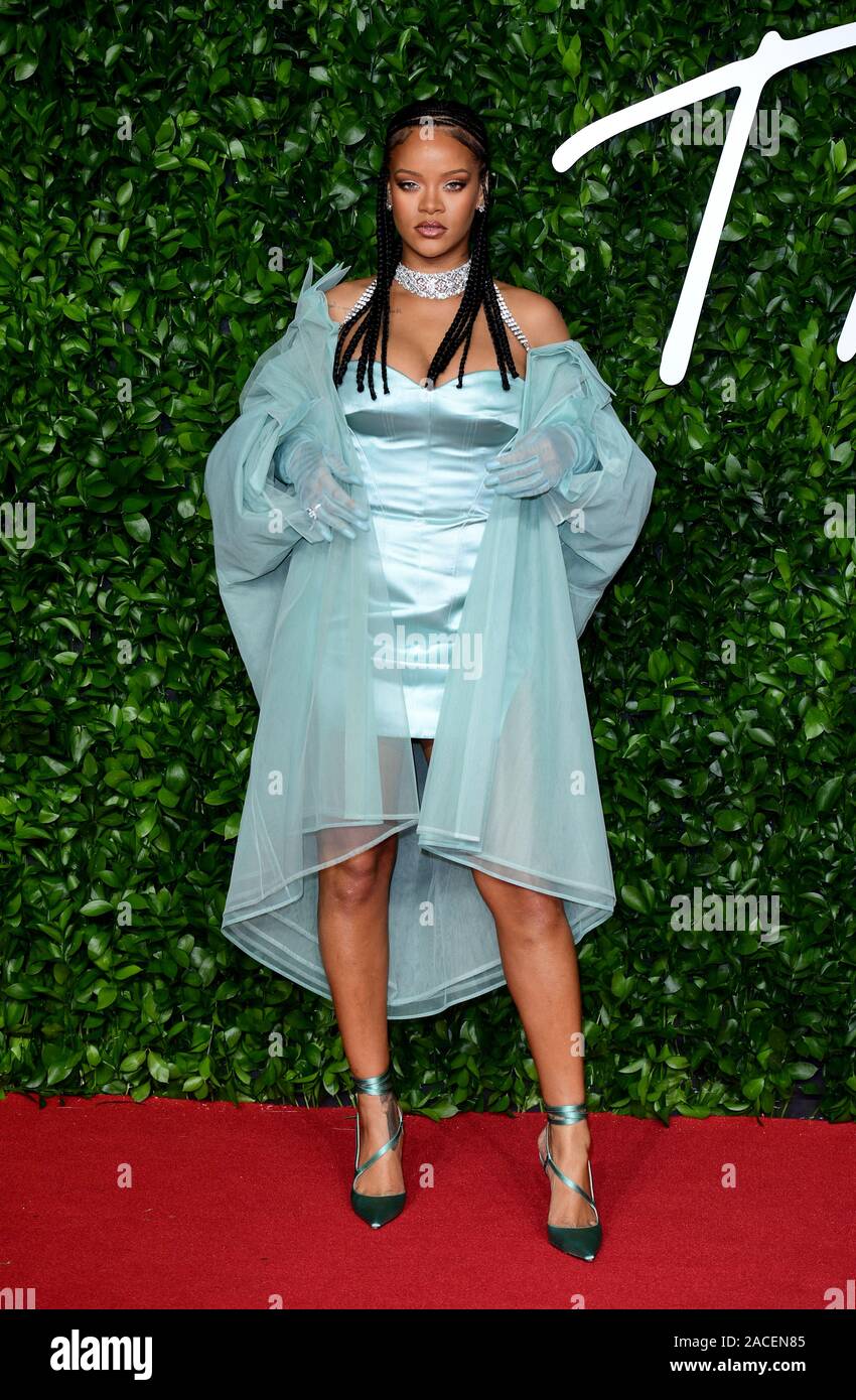 Rihanna frequentando il Fashion Awards 2019 presso la Royal Albert Hall, Kensington Gore, Londra. Foto Stock