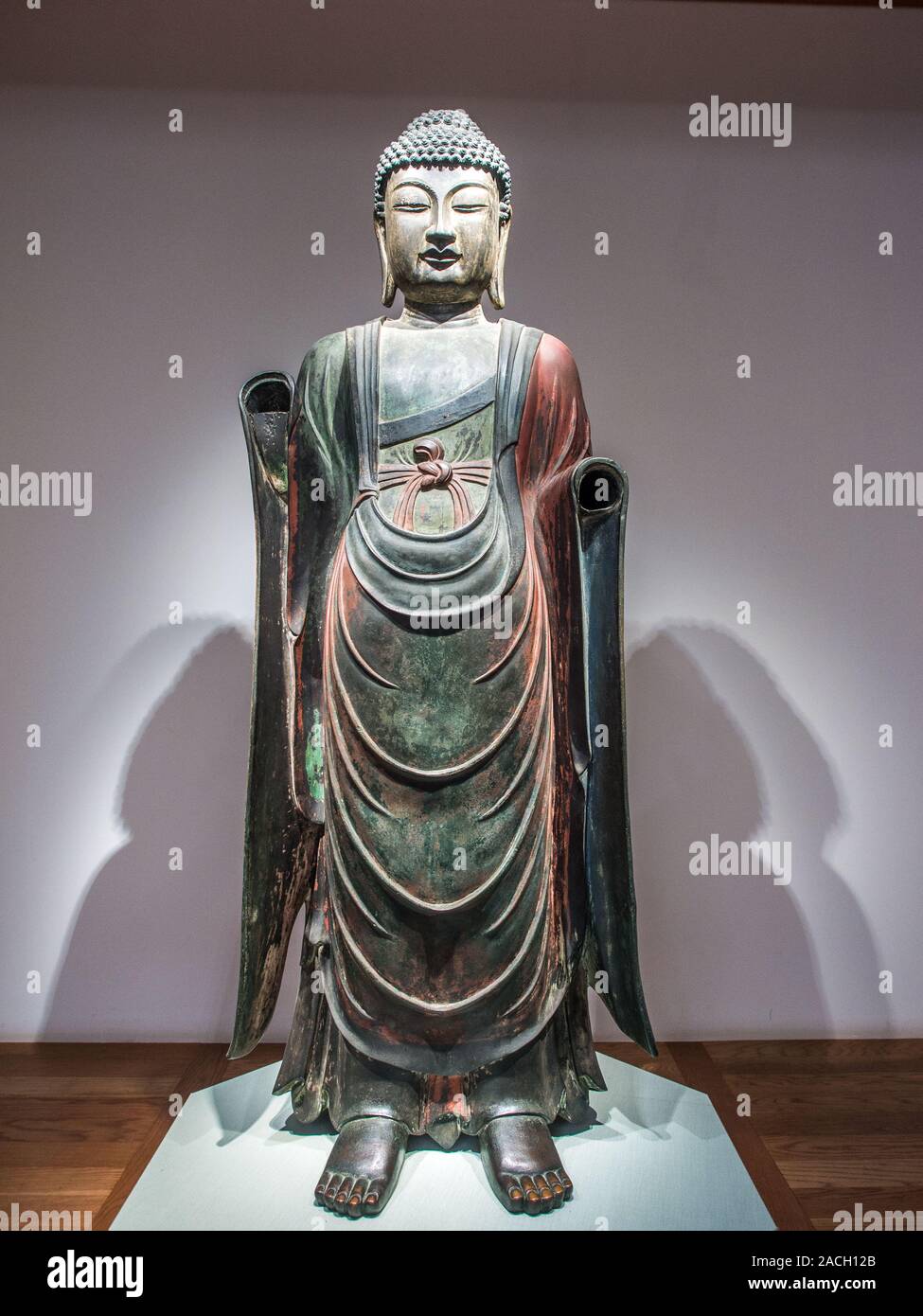 Statua di bronzo di Bhaisajyaguru Buddha, Gyeongju Museo Nazionale, Corea del Sud Foto Stock