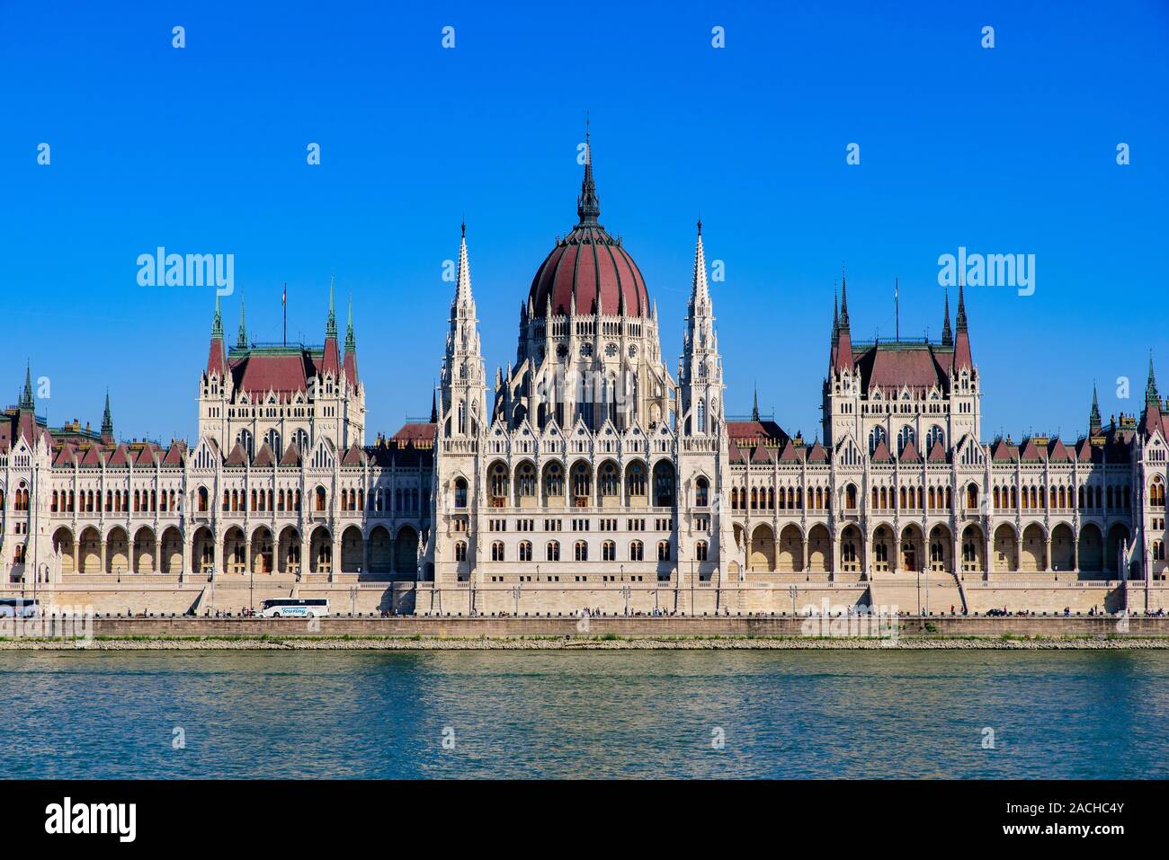 Parlamento ungherese edificio sulle rive del Danubio, Budapest, Ungheria Foto Stock